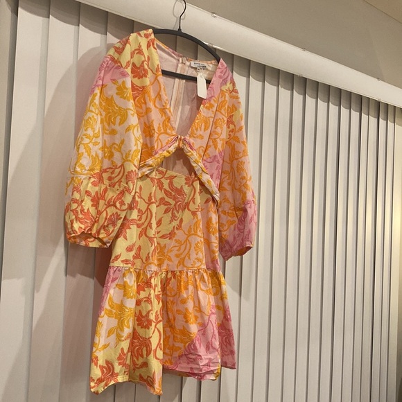 Yellow Cutout Mini Dress" by Derek Lam 10 Crosby - Picture 6 of 13